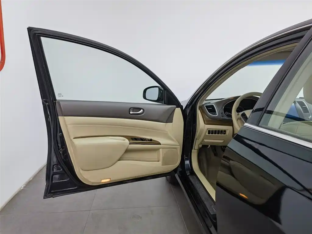 Nissan Altima 2011 2.0L XL Comfort