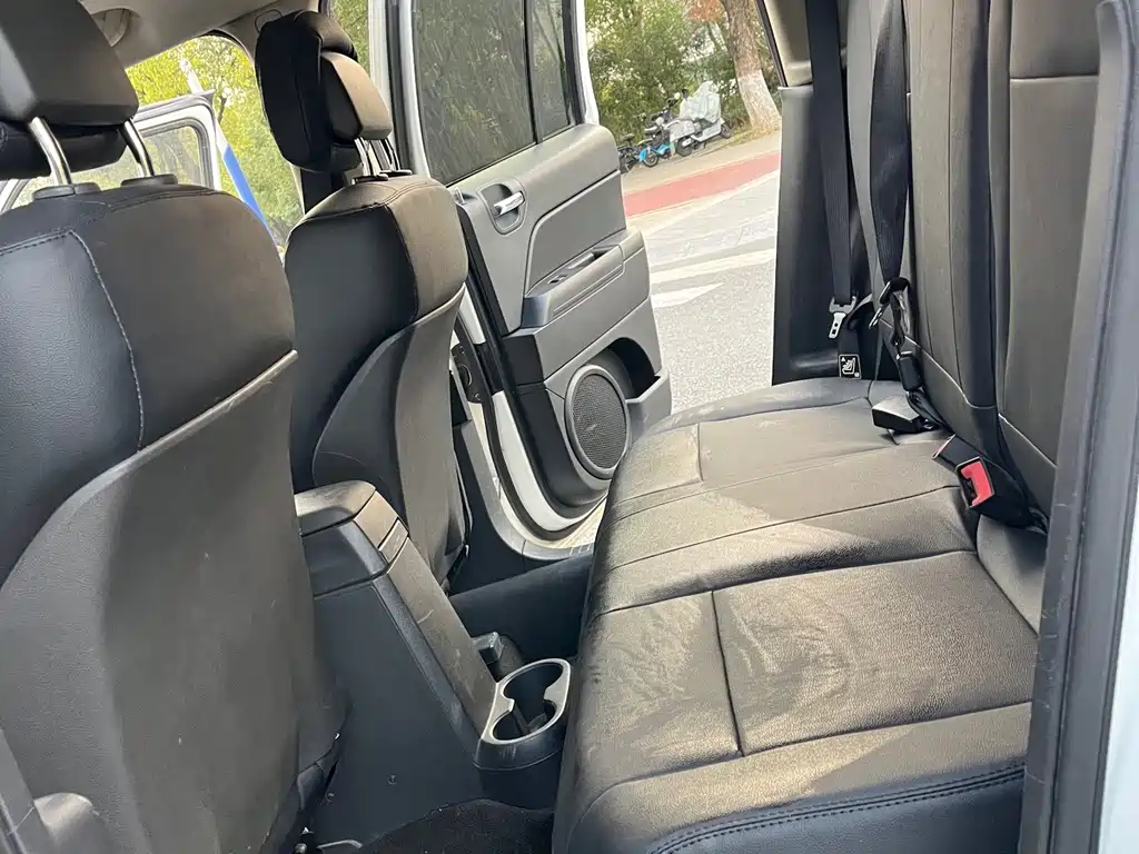 Jeep Patriot — миниатюра 10