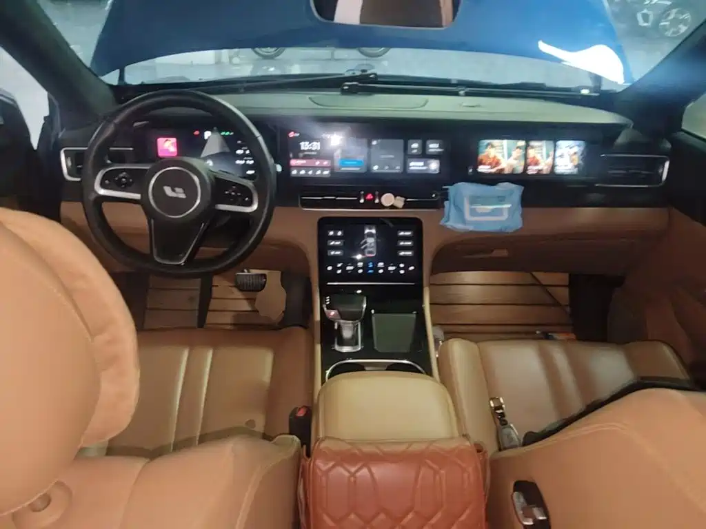 Li Auto Li ONE — миниатюра 10