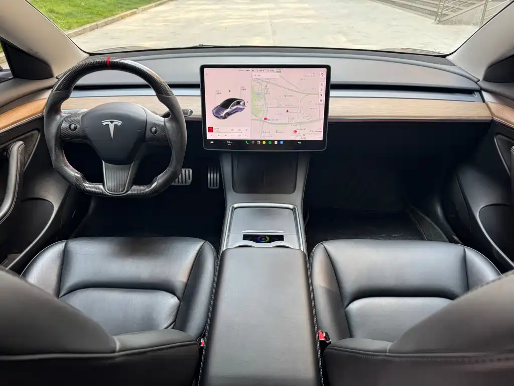 Tesla Model 3 — миниатюра 9