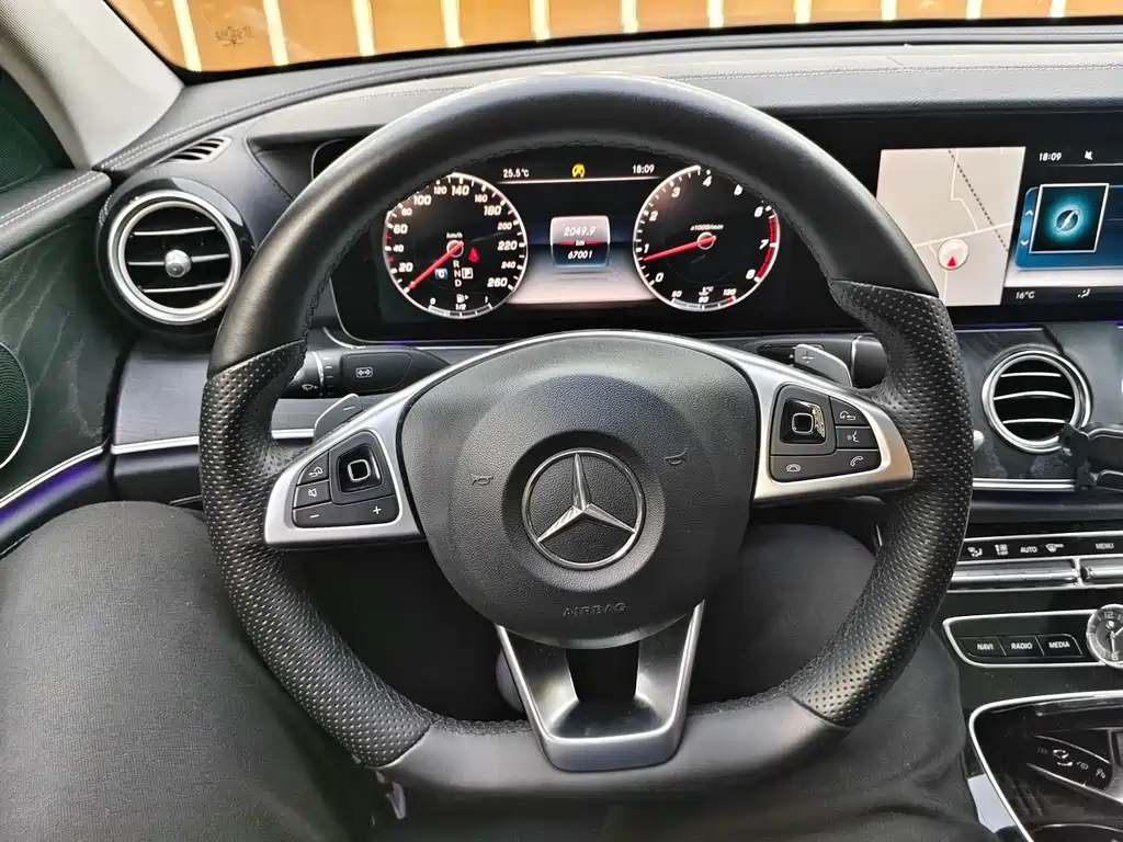 Mercedes-Benz E-Class E 2017 E 300 L Sport Luxury