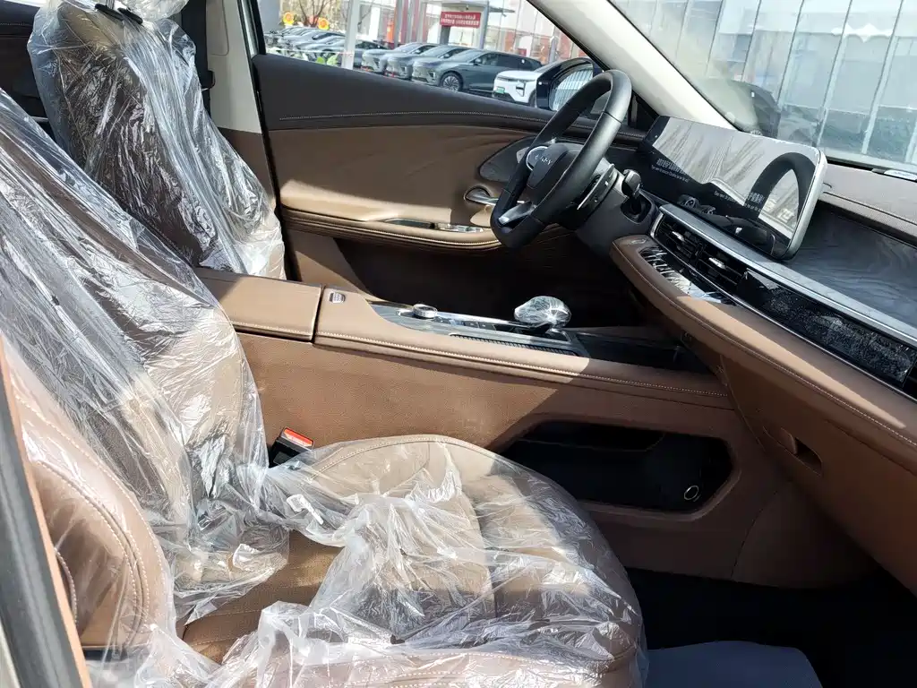 Chery Arrizo 8 8 2025 2.0T DCT