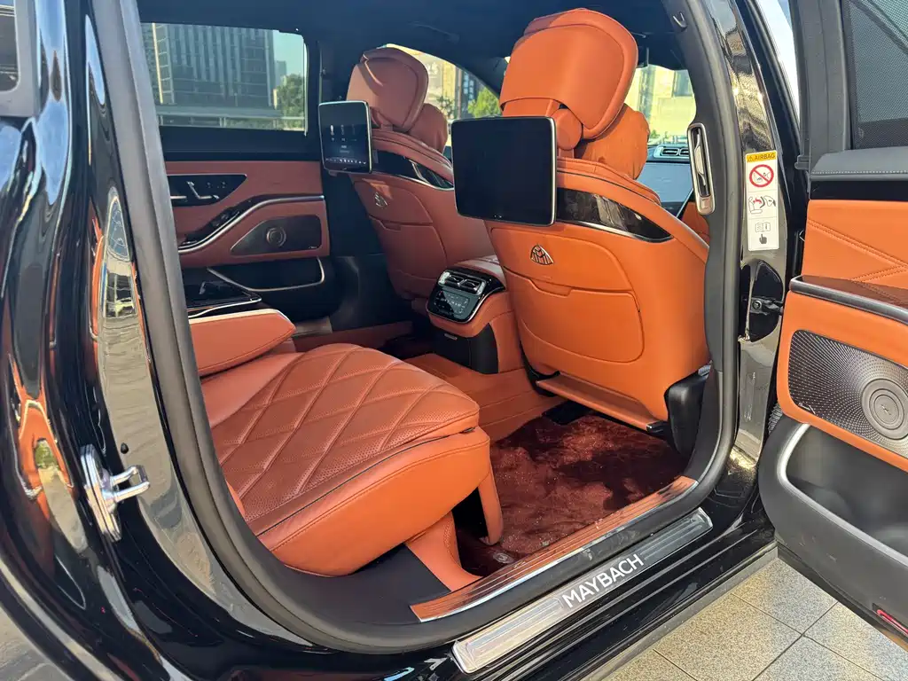 Mercedes-Benz S-Class — миниатюра 8
