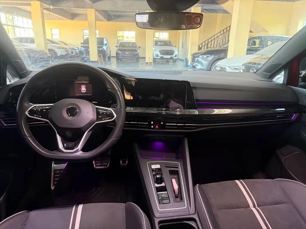 Volkswagen Golf — миниатюра 11