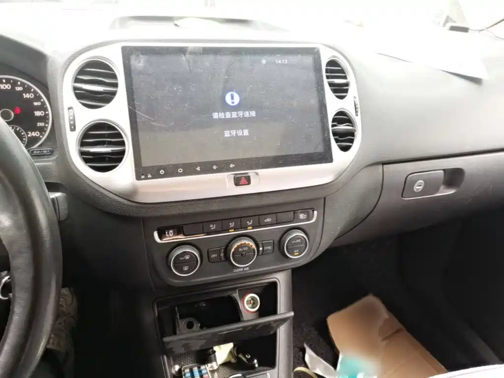 Volkswagen Tiguan — миниатюра 6