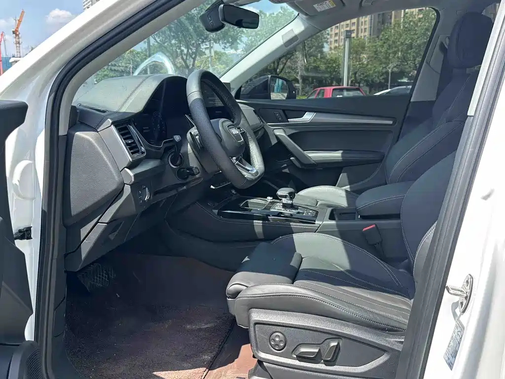 Audi Q5L — миниатюра 8