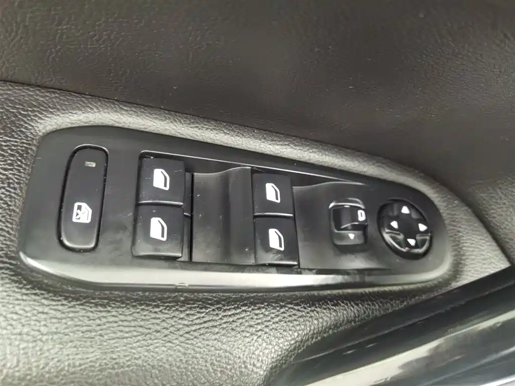 Peugeot 308S 2015 1.2T AT