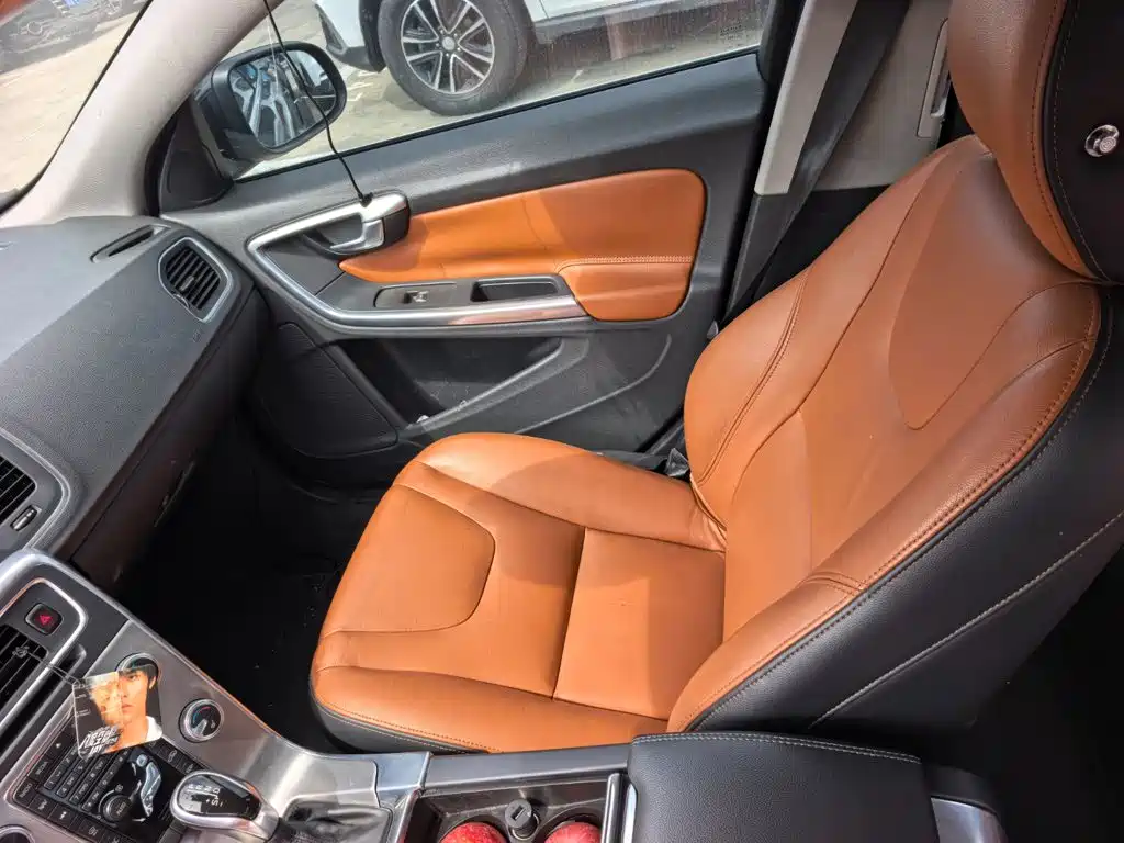 Volvo S60 — миниатюра 11