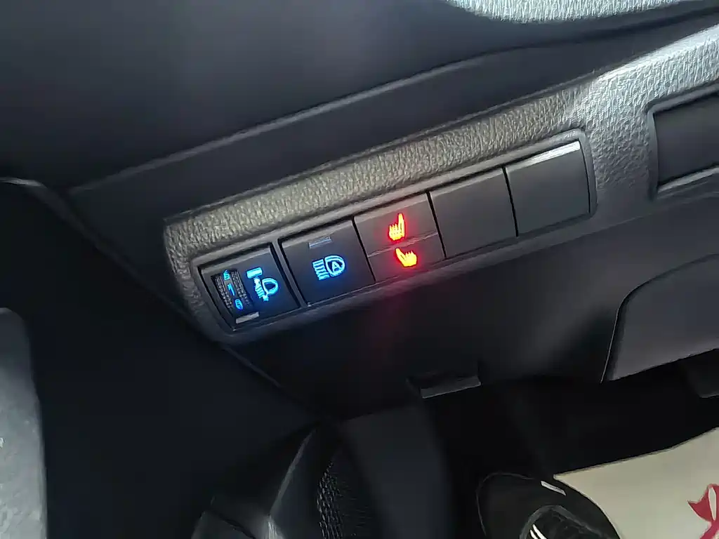 Toyota Corolla — миниатюра 10