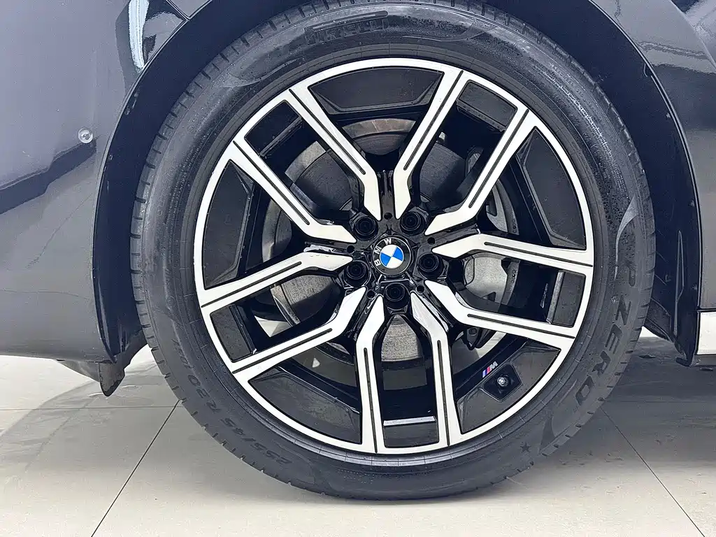 BMW 7 Series 7 2023 735Li M Sport