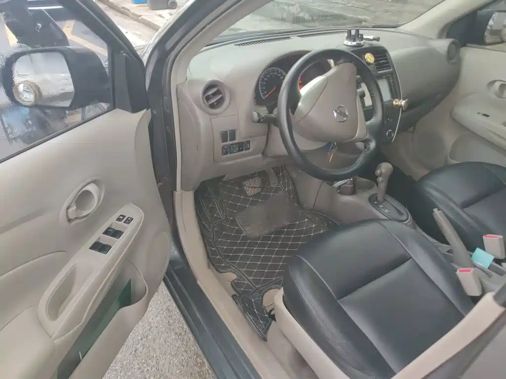 Nissan Sunny — миниатюра 12