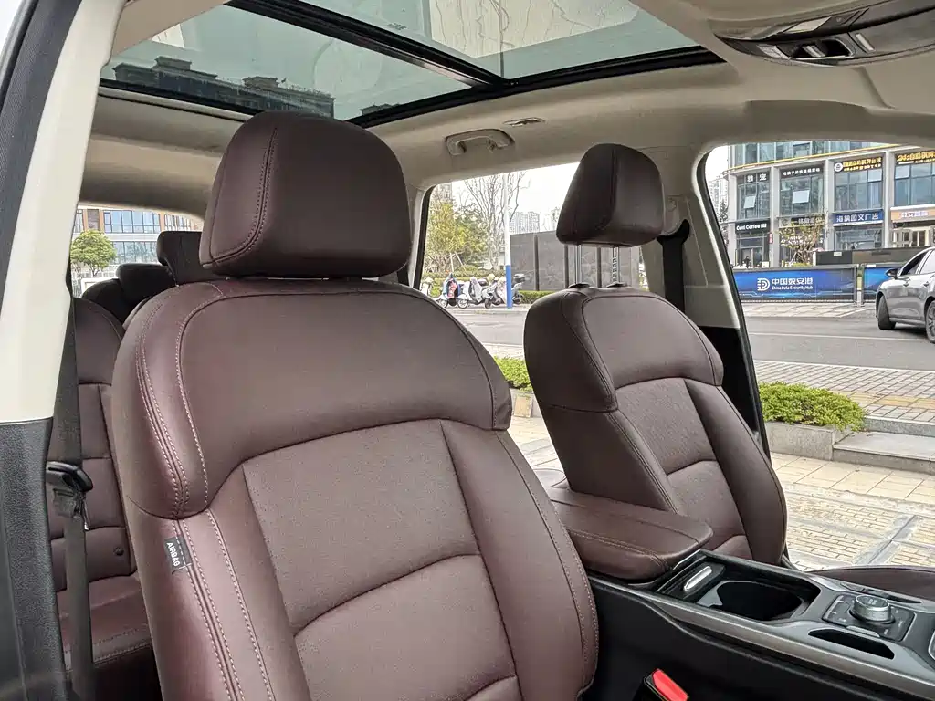 Geely Haoyue 1.8TD DCT Luxury Type 7 seats, фото 28