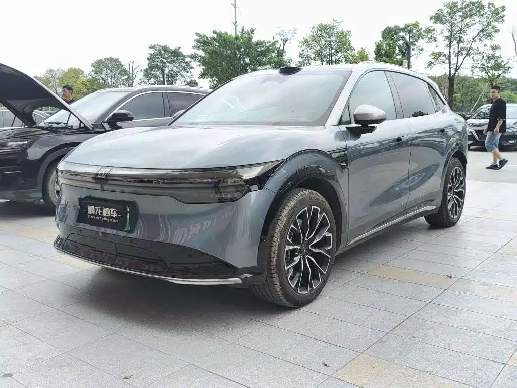 Zeekr 7X 2025