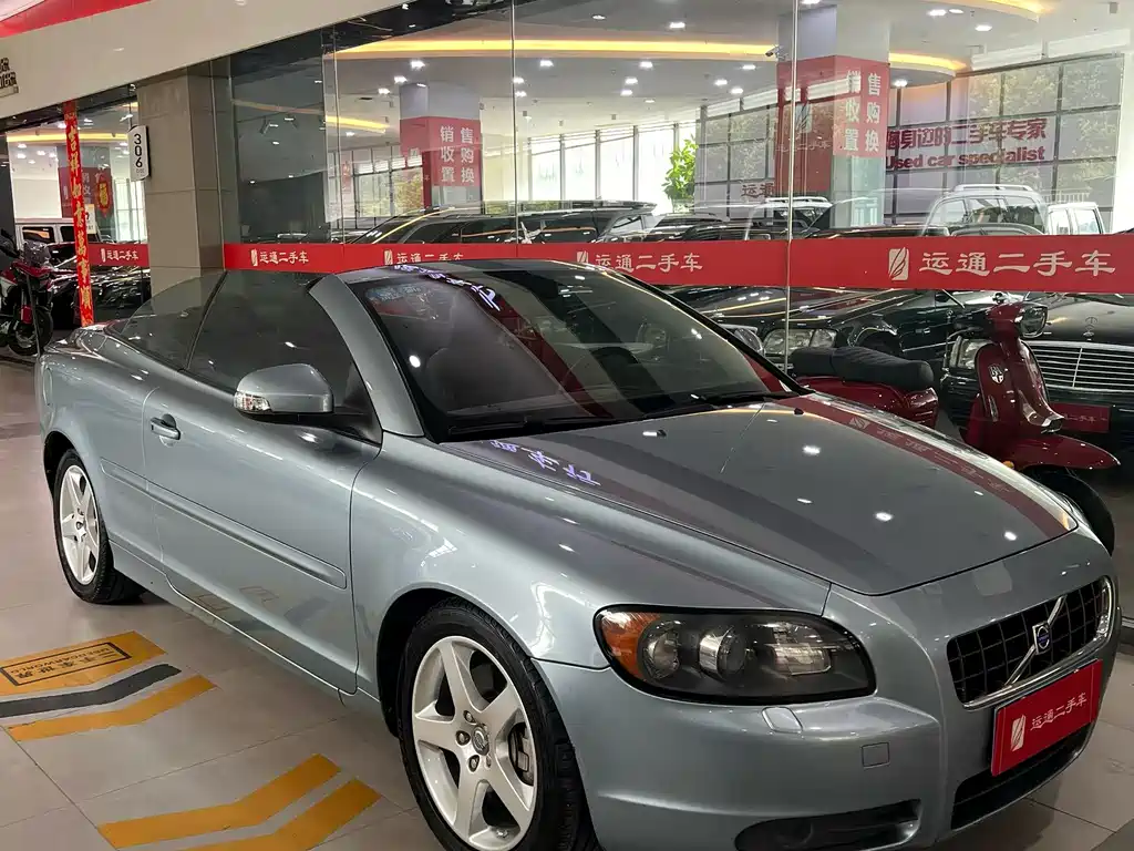 Volvo C70 — миниатюра 2
