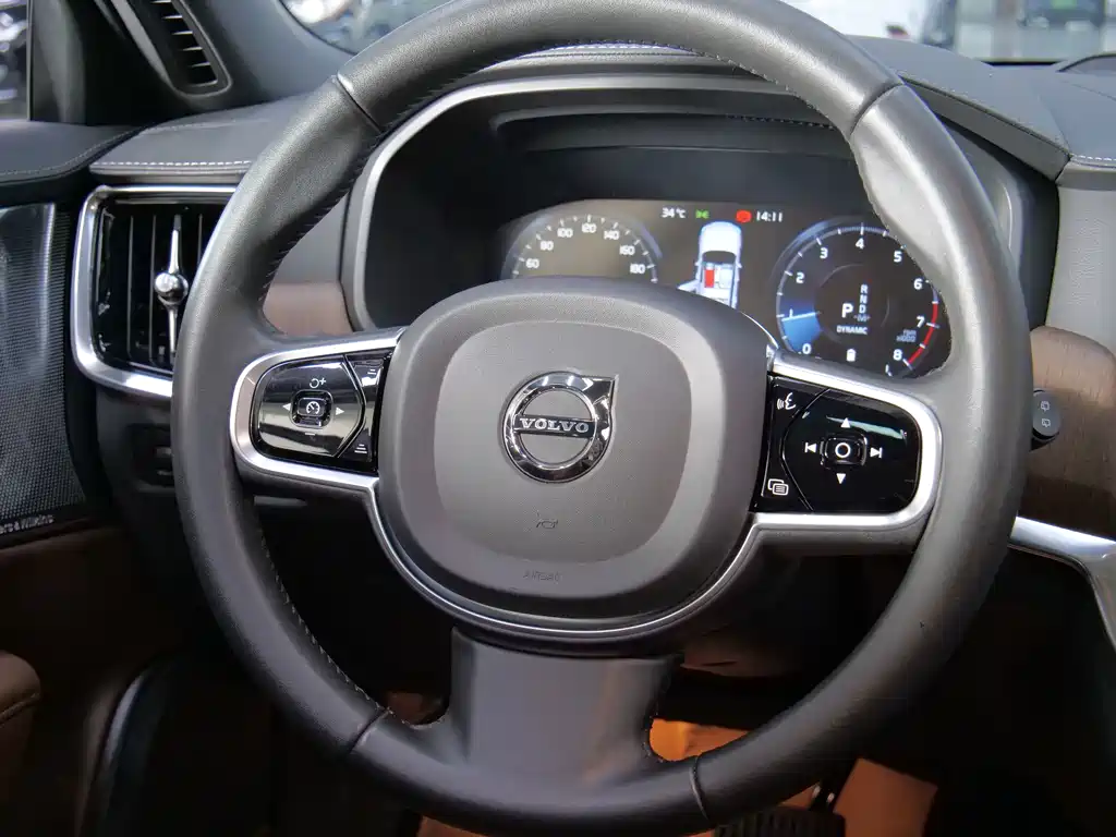 Volvo V90 — миниатюра 13