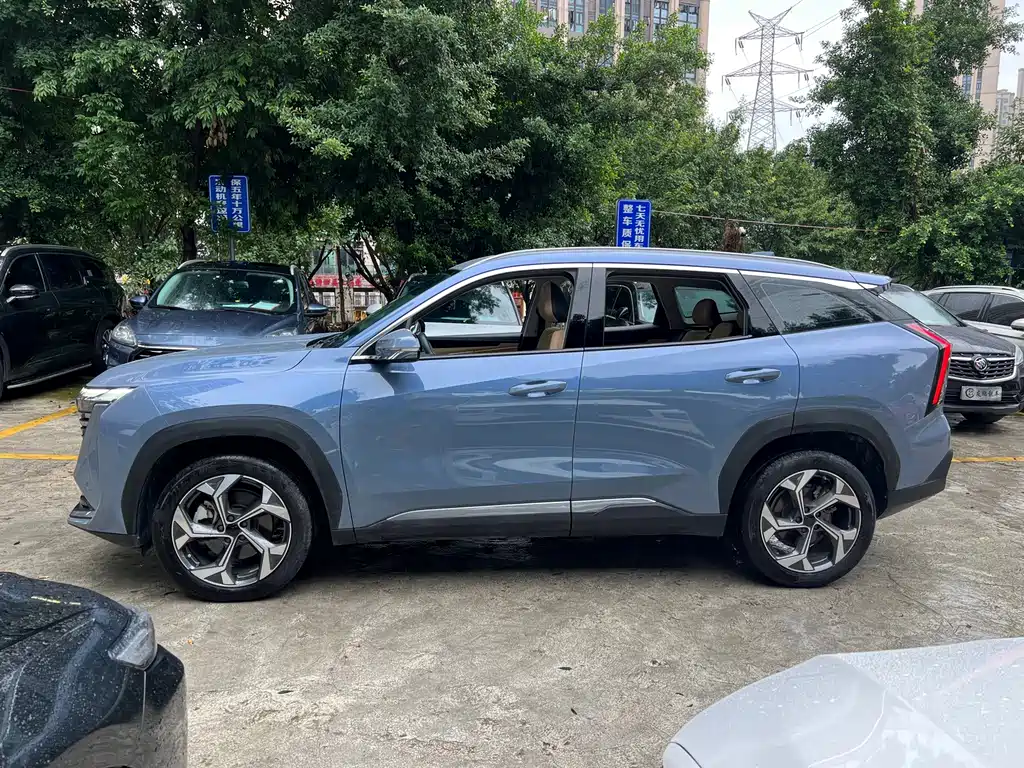 Geely Boyue L — миниатюра 6