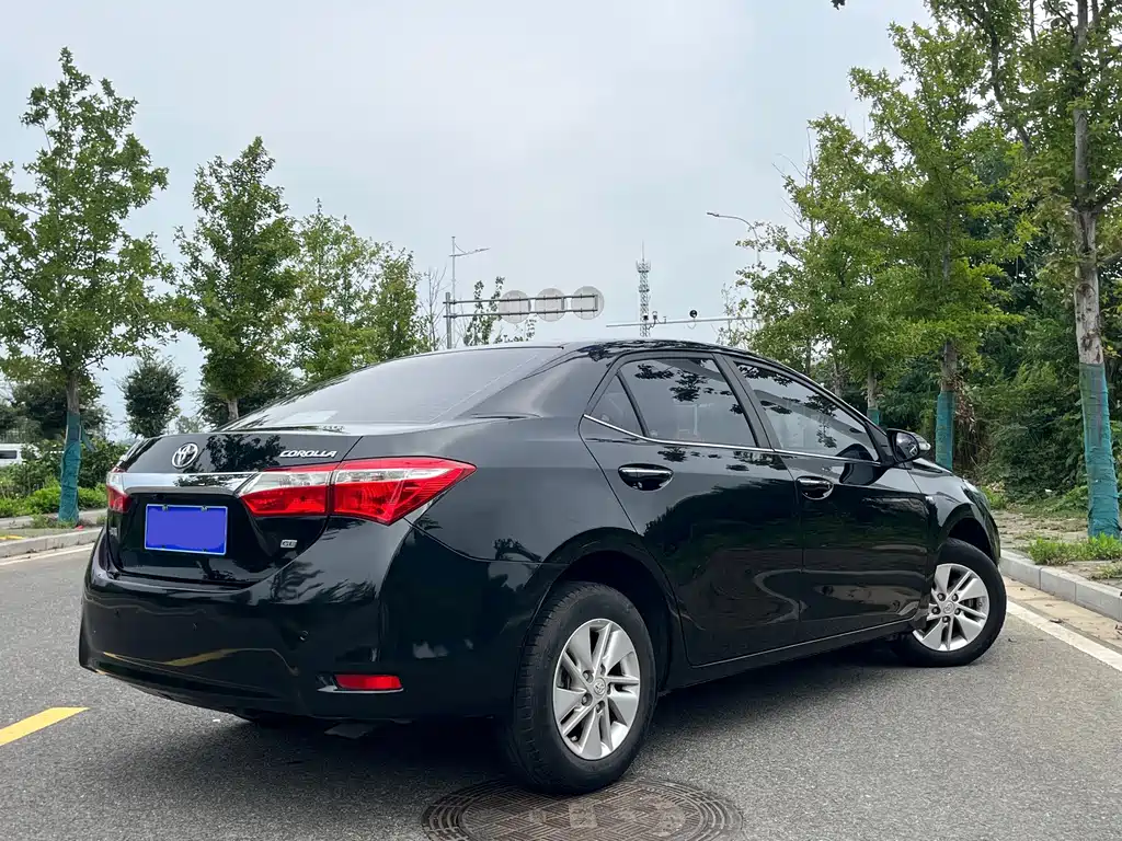 Toyota Corolla — миниатюра 6