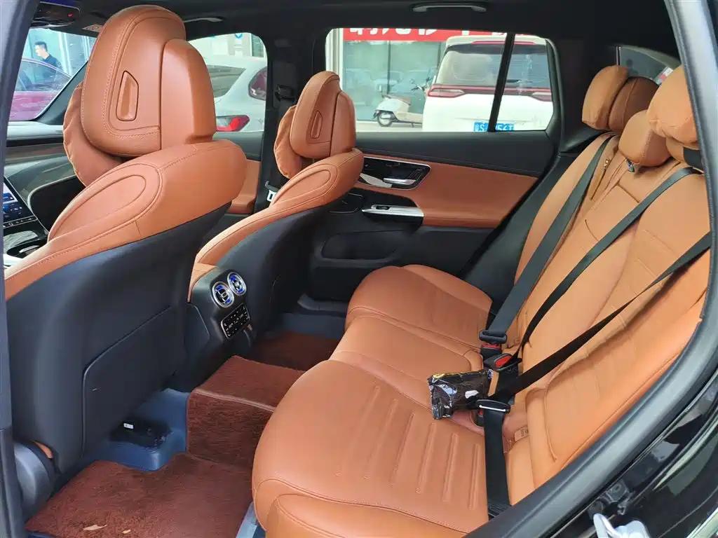 Mercedes-Benz GLC — миниатюра 6