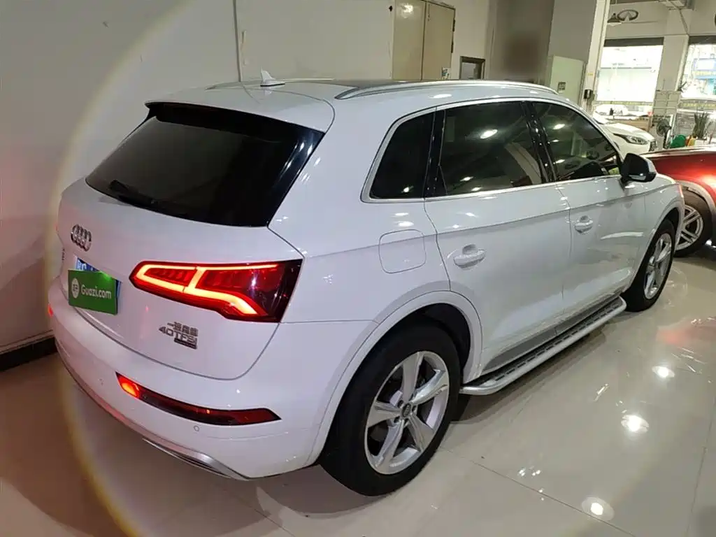 Audi Q5L 2018 40 TFSI V