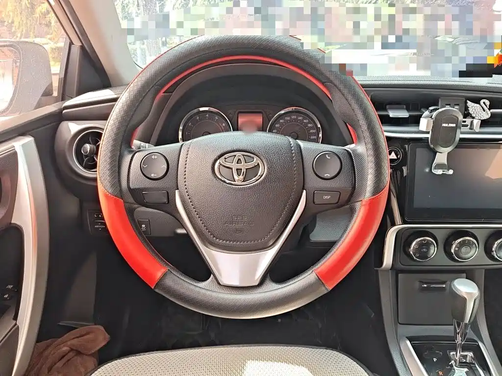 Toyota Corolla — миниатюра 6