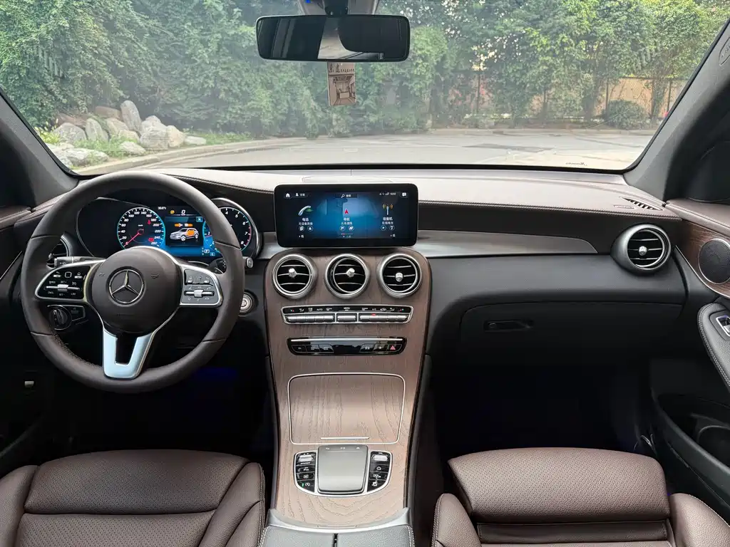 Mercedes-Benz GLC — миниатюра 3