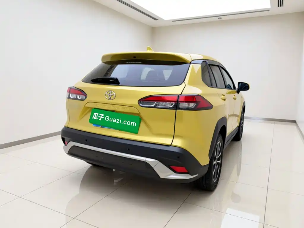 Toyota Frontlander — миниатюра 6