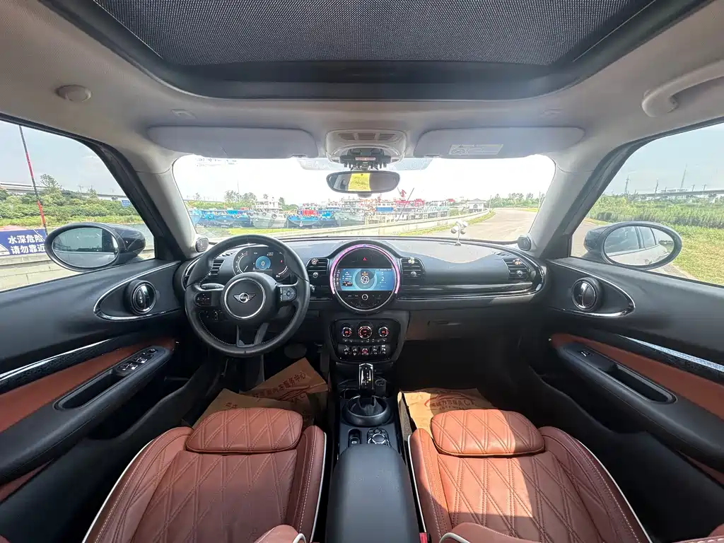MINI Mini Clubman — миниатюра 7