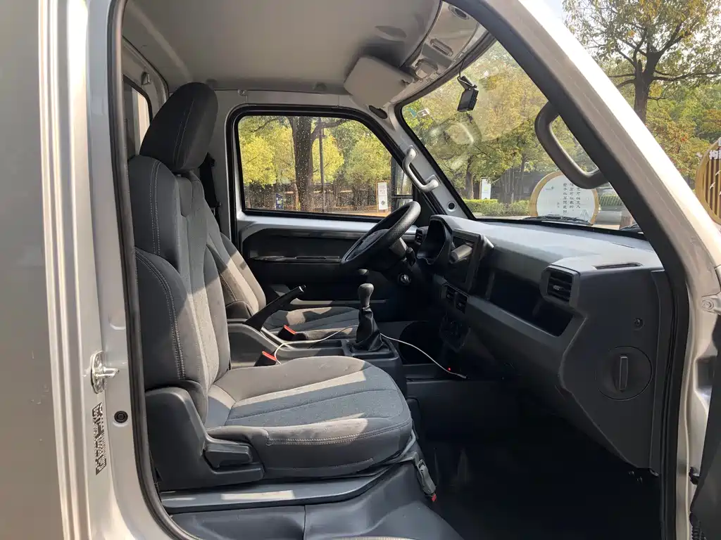 WULING WULING LONGKA