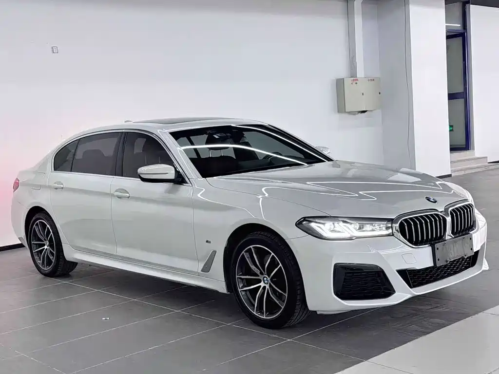 BMW 5 Series 2022