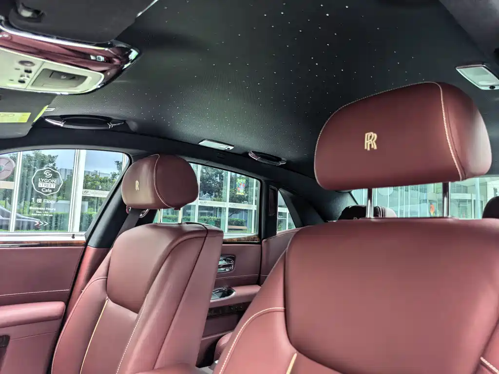 Rolls-Royce Ghost — миниатюра 13