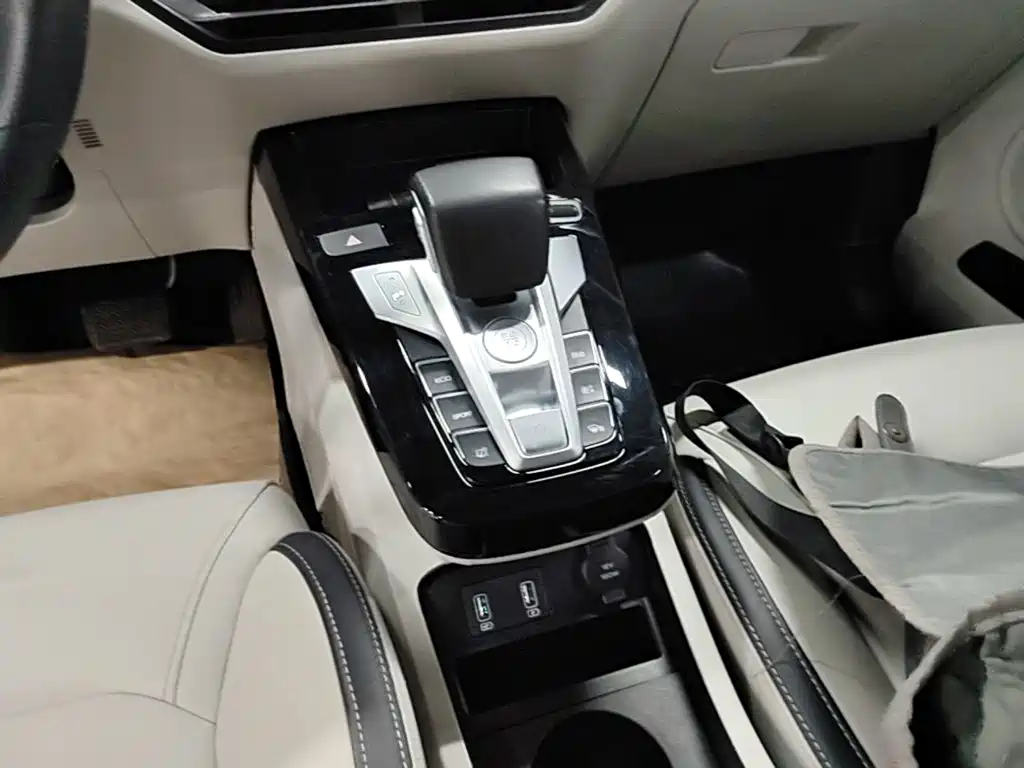 BYD Yuan Pro — миниатюра 14
