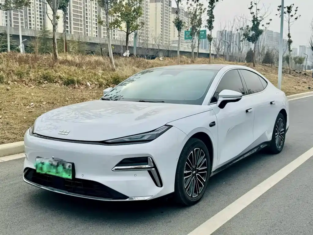 GEELY GALAXY GALAXY SPARKLE 8