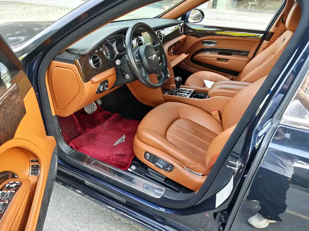 Bentley Mulsanne — миниатюра 8