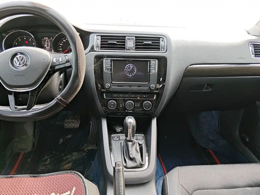 Volkswagen Sagitar — миниатюра 9