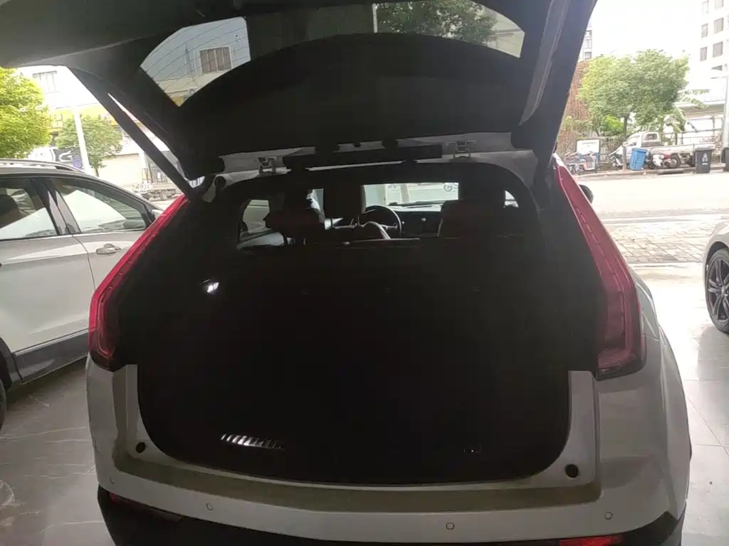 Cadillac XT4 — миниатюра 19