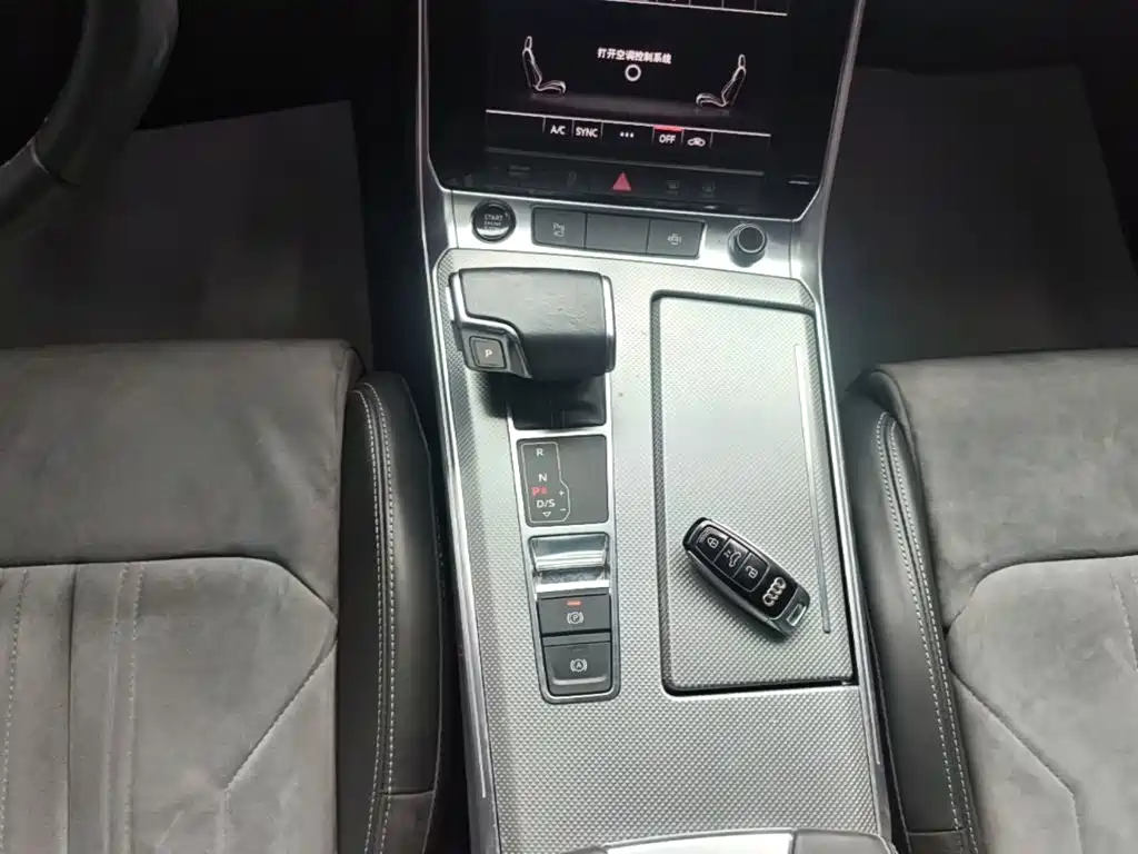 Audi A6L 2022 — фото 13