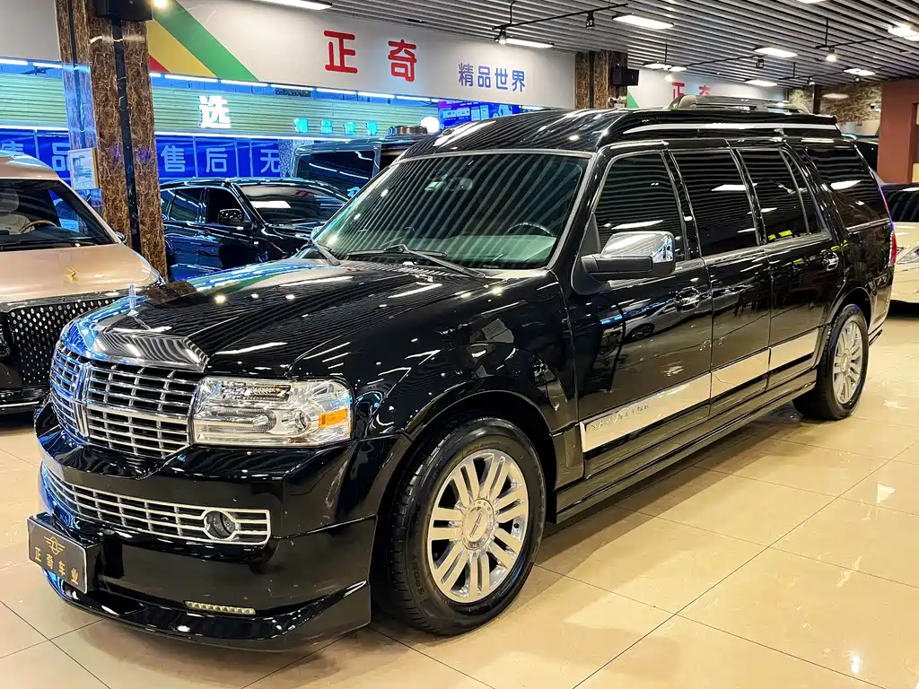 Lincoln Navigator — миниатюра 3