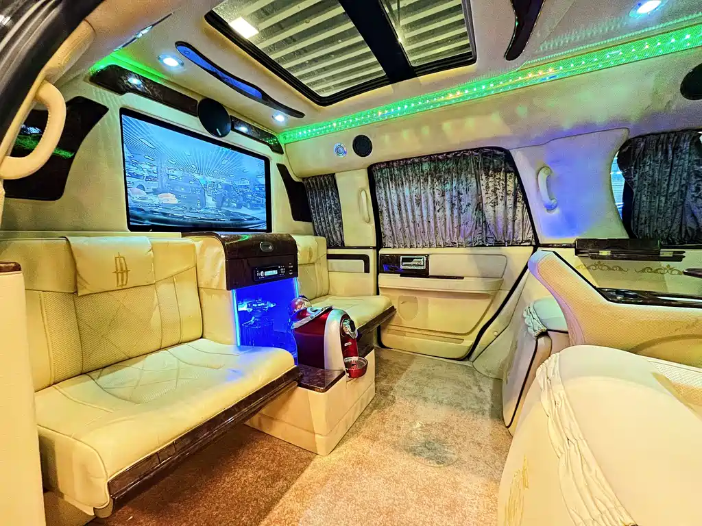 Lincoln Navigator — миниатюра 19