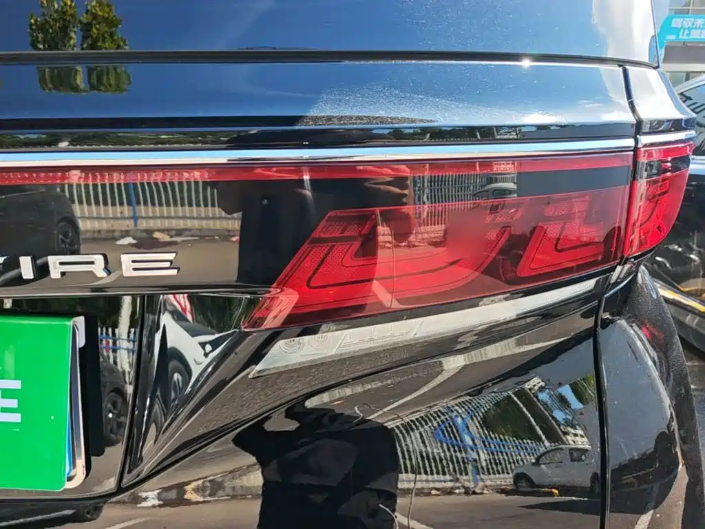 Toyota Vellfire — миниатюра 8
