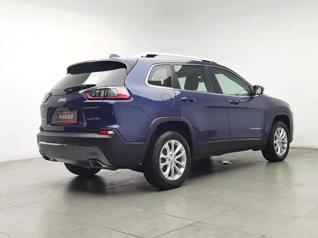Jeep Cherokee — миниатюра 2