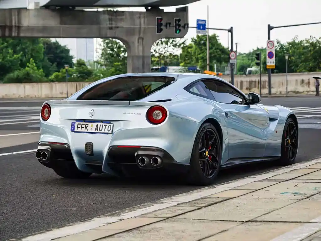 Ferrari F12berlinetta — миниатюра 20