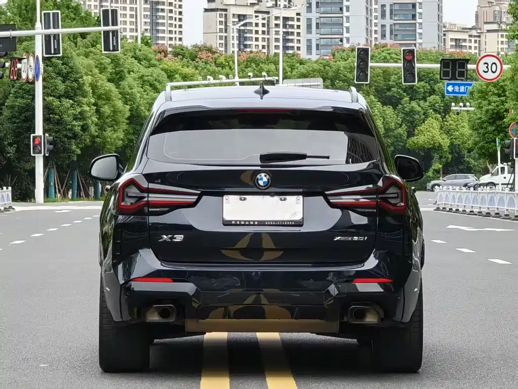 BMW X3 — миниатюра 13