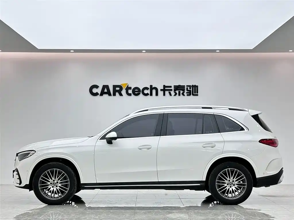 Mercedes-Benz GLC 2023 GLC 300 L 4MATIC 5 мест