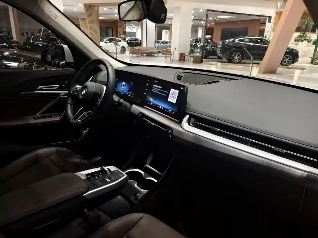 BMW X1 2023 sDrive25Li M Sport