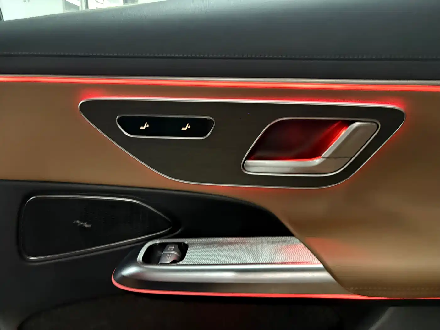 Mercedes-Benz E-Class id 4653803 из Китая 10