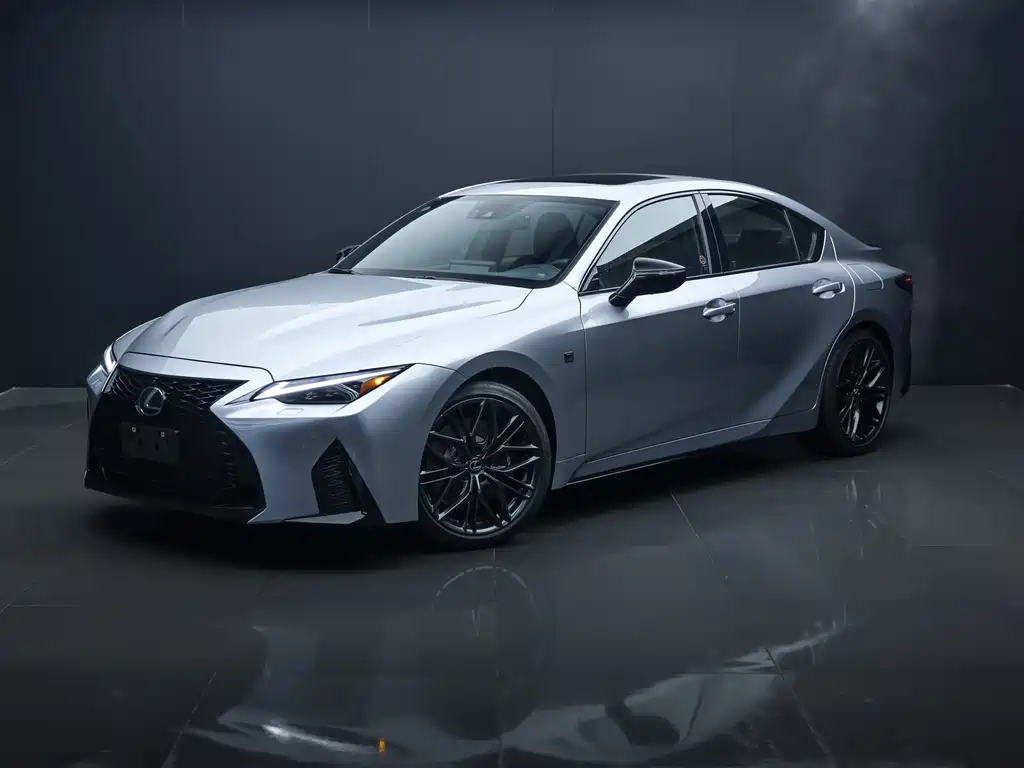 Lexus IS 2025