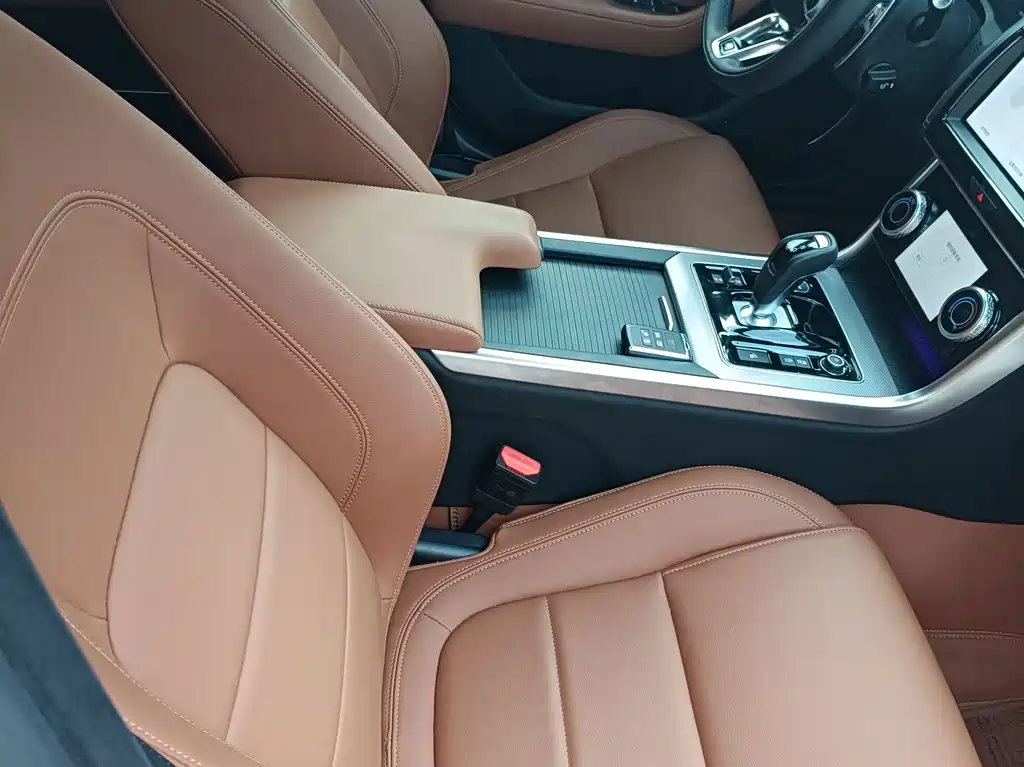 Jaguar XEL — миниатюра 10