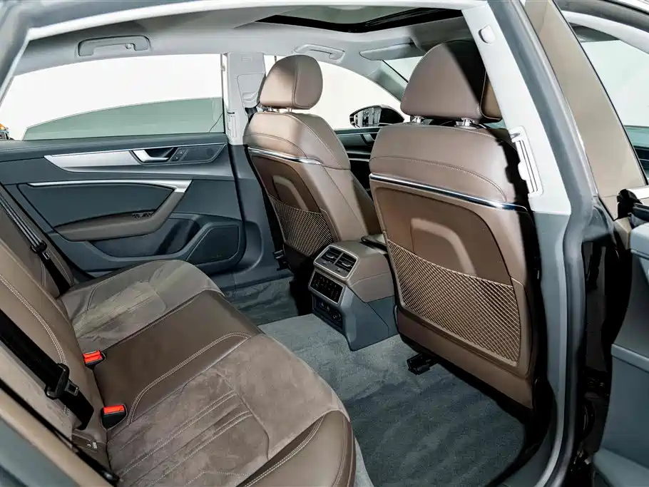 Audi A7L — миниатюра 21