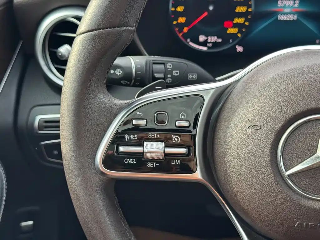 Mercedes-Benz GLC — миниатюра 17