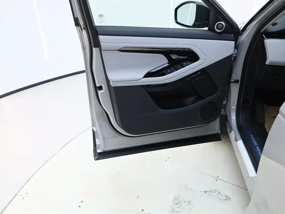 LAND ROVER RANGE ROVER AURORA NEW ENERGY